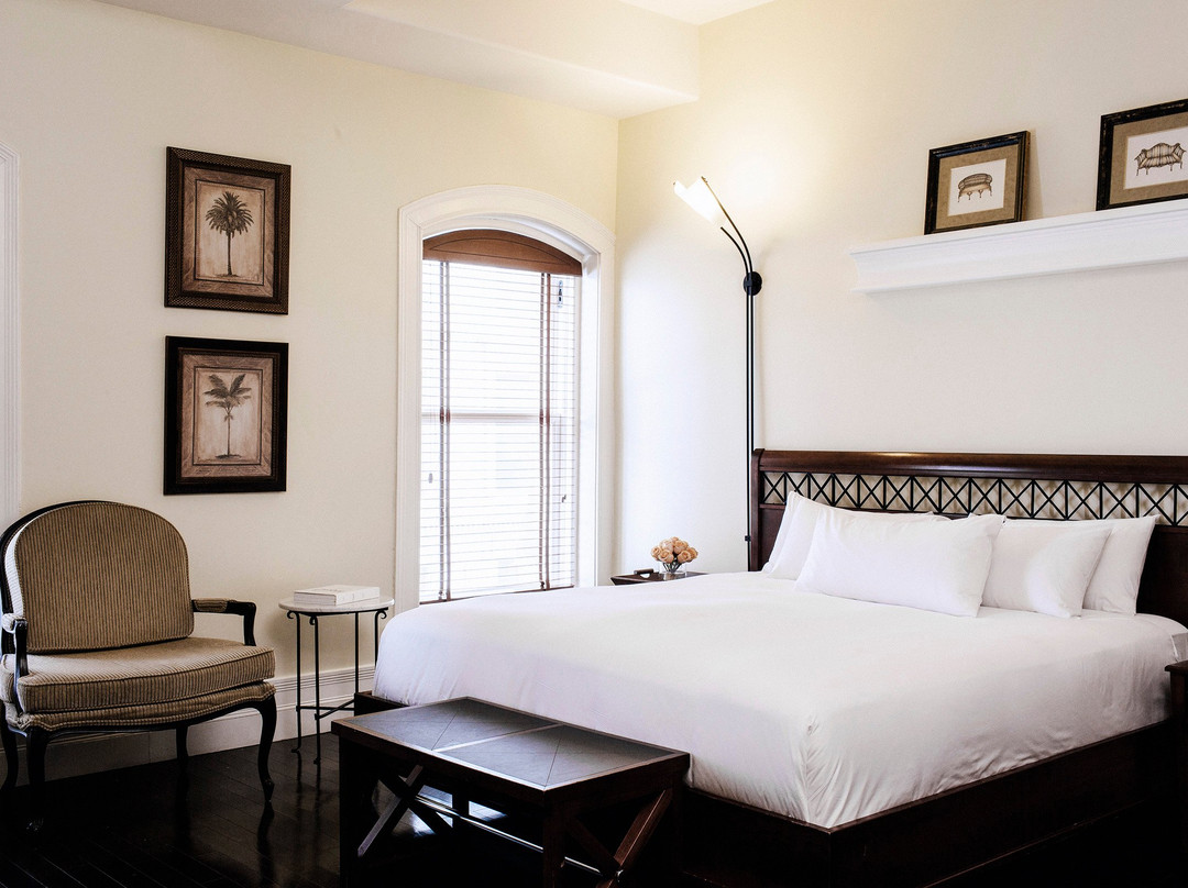 普雷斯迪阿梅斯套房酒店主图