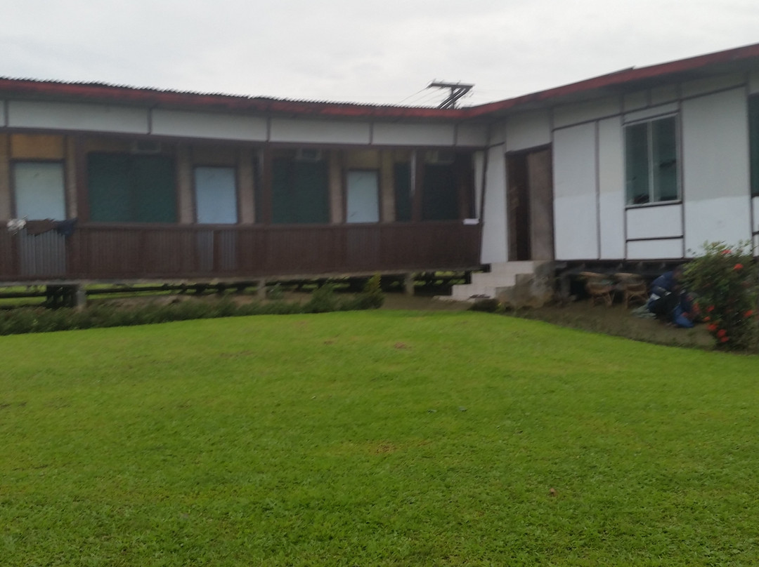 Ambunti Lodge