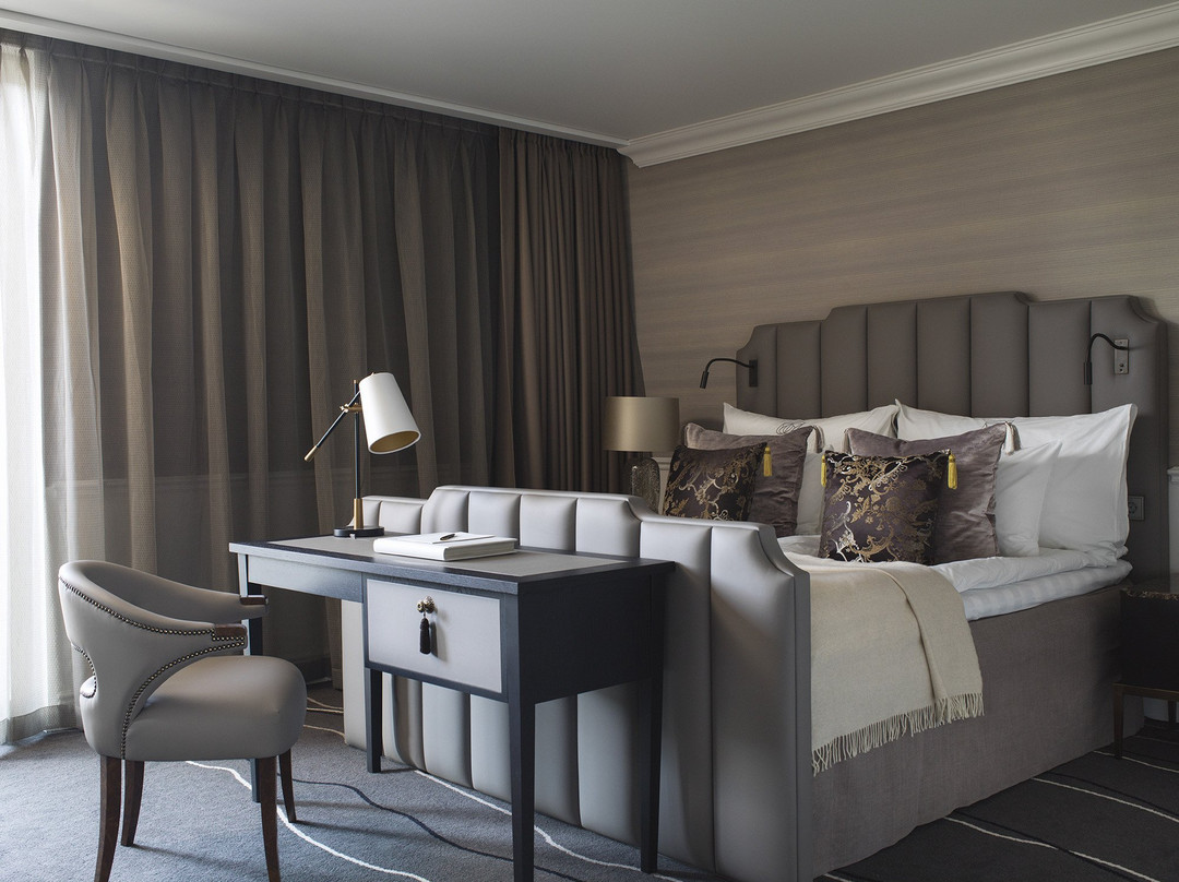 Britannia Hotel主图