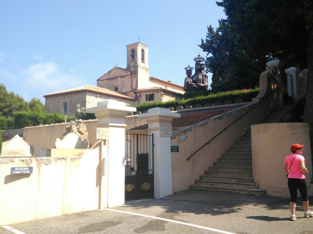 Chapelle Saint Hospice-圣让卡弗尔拉必去景点