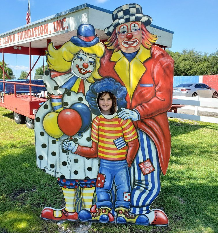 American Clown Museum & School景点图片