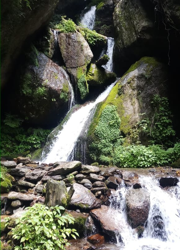 Jana Waterfall景点图片