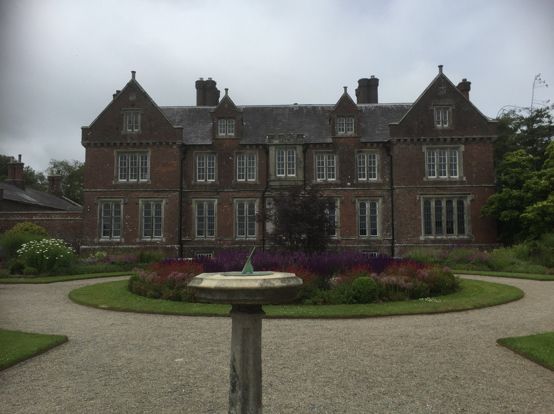 The Gardens at Marlfield House and The Duck Restaurant景点图片