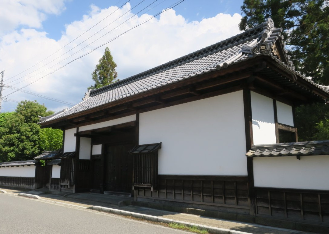Former Yazawa Residence Entrance Gate景点图片