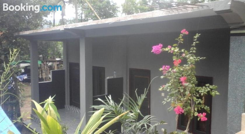 ME ANA Homestay