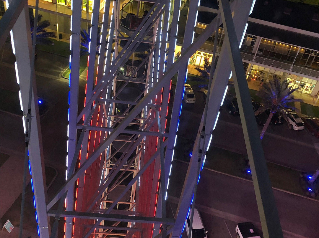 Wharf Ferris Wheel-橙色海湾必去景点