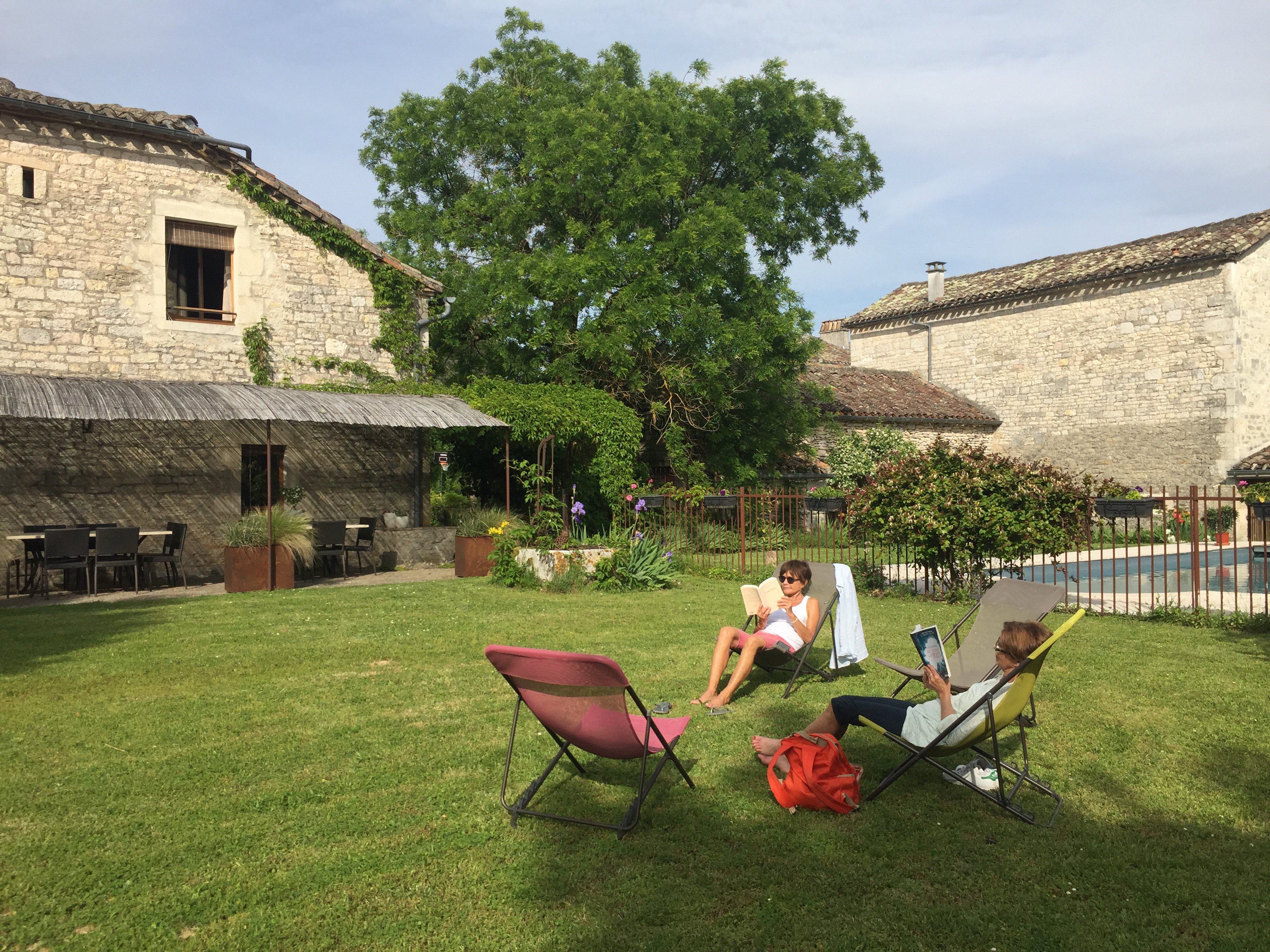 Chambres d' Hotes & Gîtes - La Vayssade - Spa, Piscine & Truffes-泳池