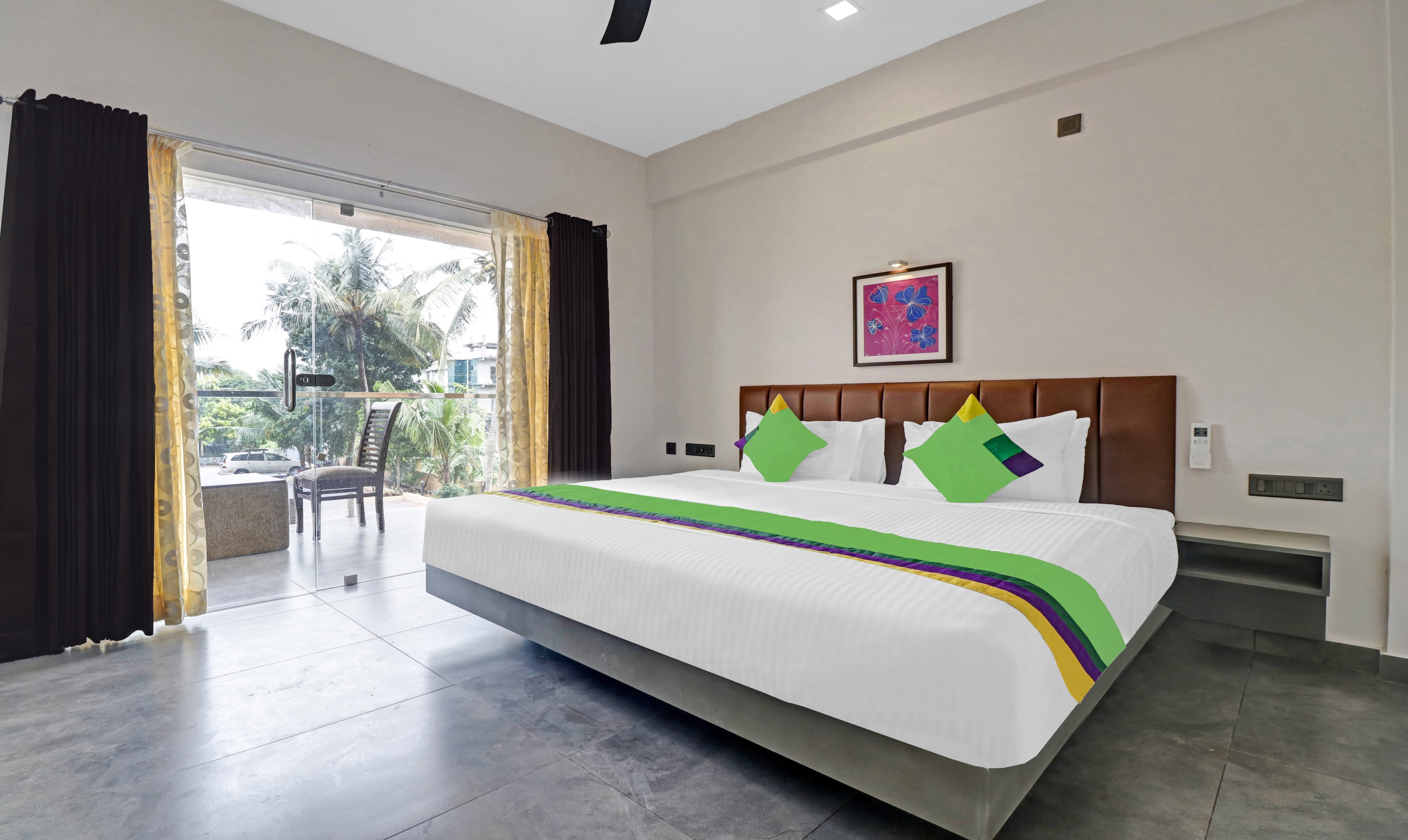 Treebo Grand Vistara Airport Suites-客卧