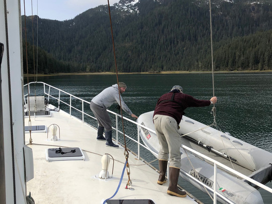 Aurelia Charters-瓦尔迪兹必去景点