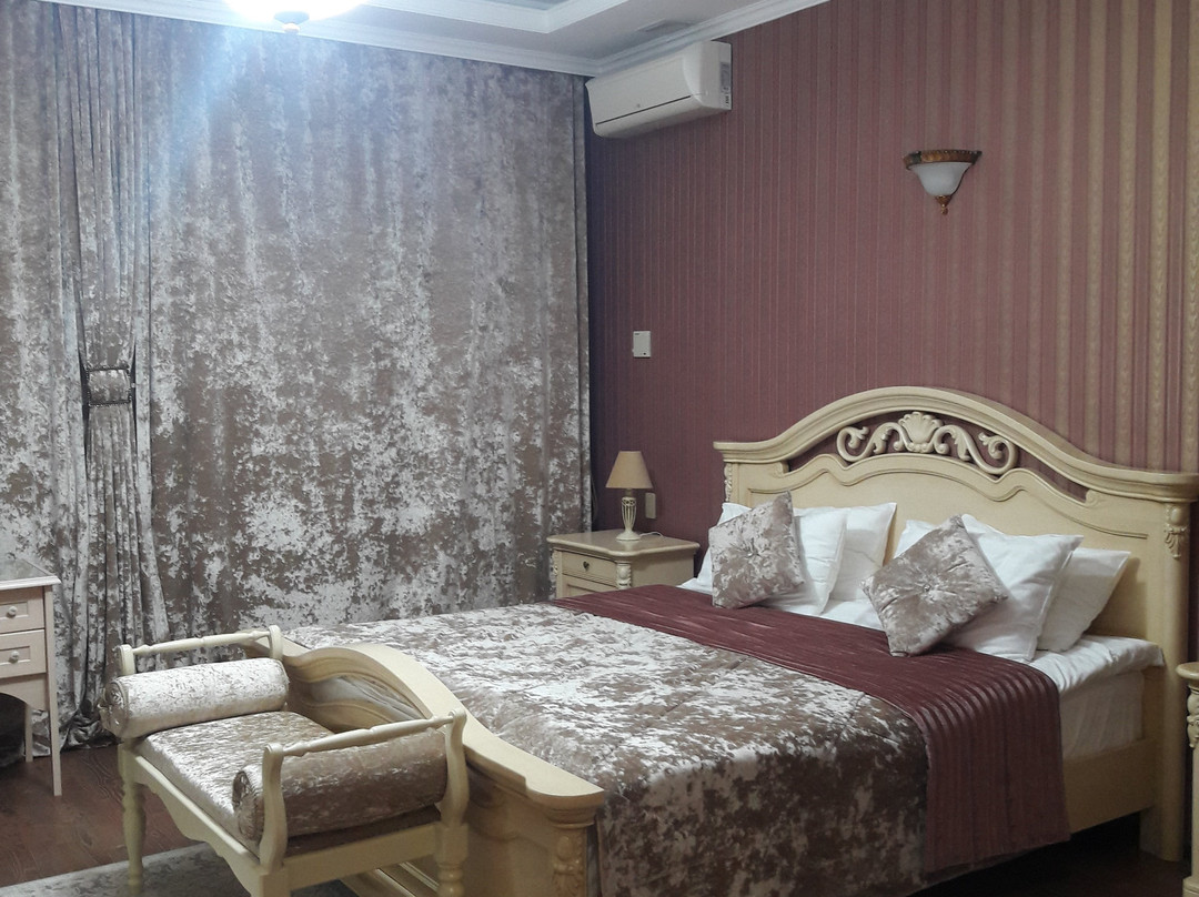 Classic Grand Hotel主图