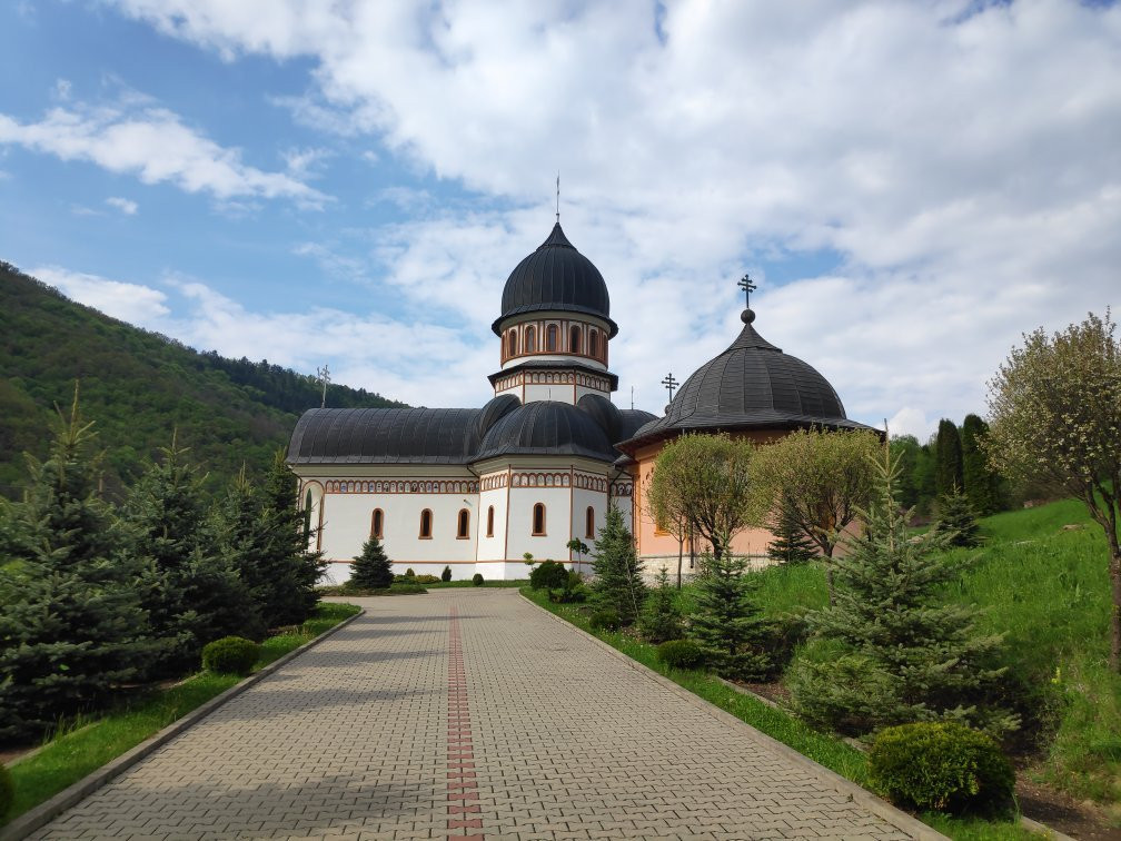 Rimetea Monastery景点图片