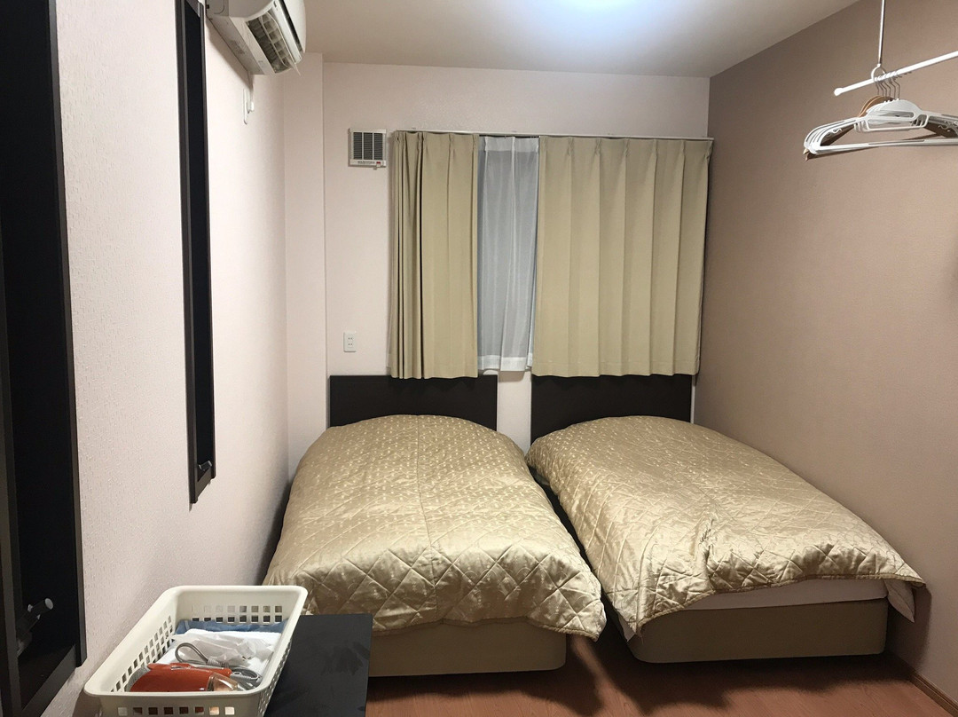 府中格兰多尔酒店主图