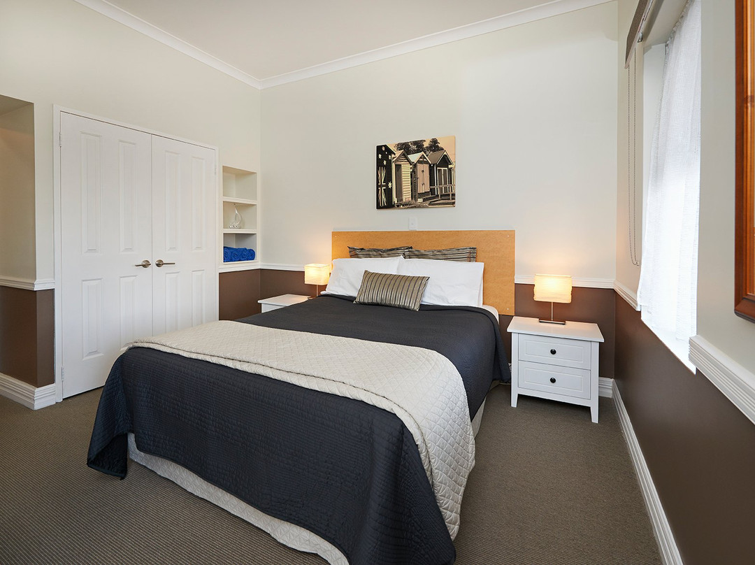 Foreshore Apartments主图