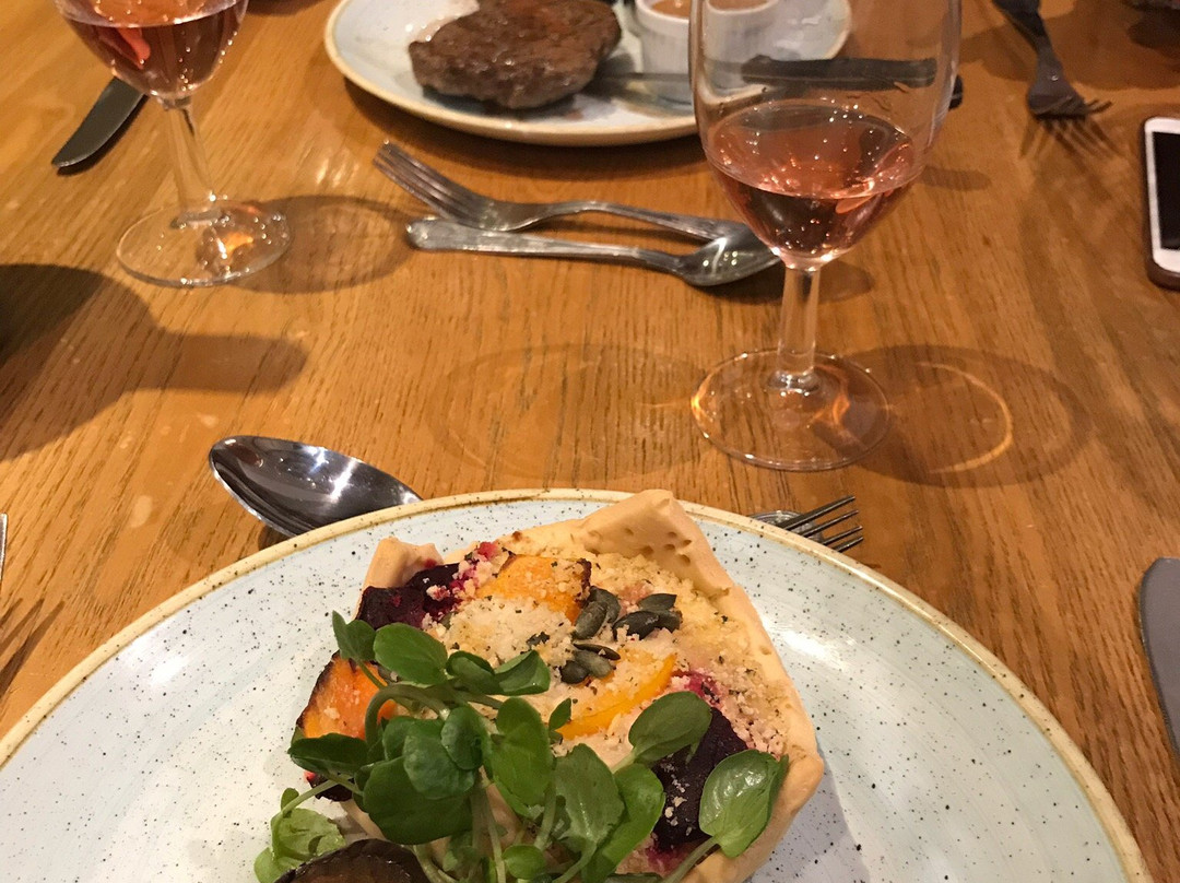 伯恩矛斯西悬崖酒店主图