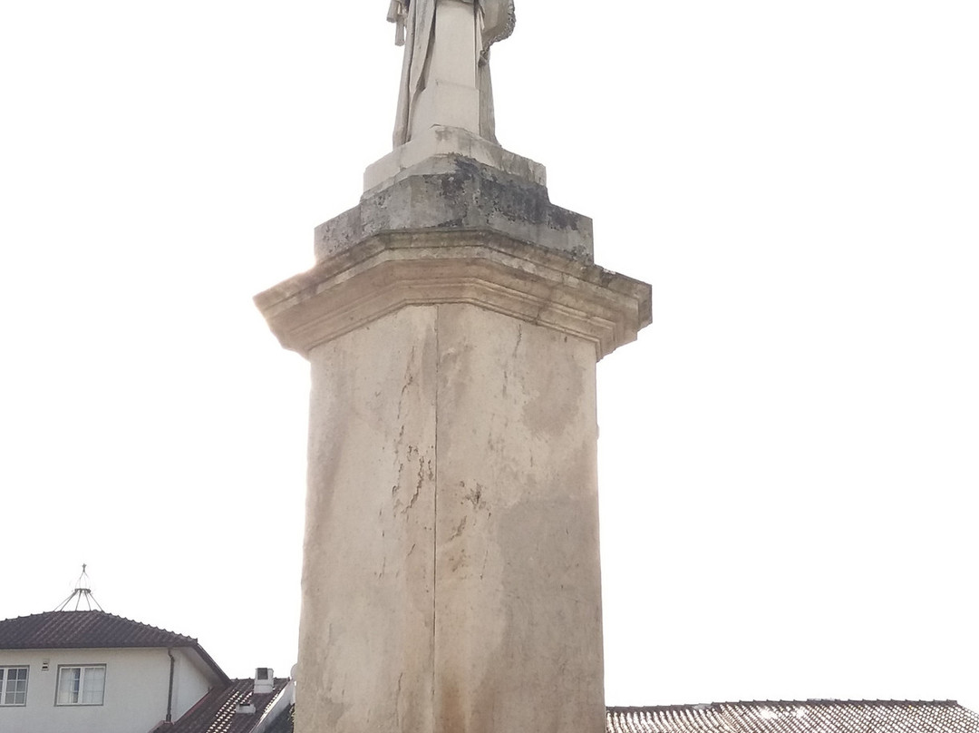 Estatua de Dom Pedro V-布拉加区必去景点