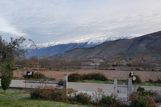 珀吉欧德佩缇罗希酒店主图