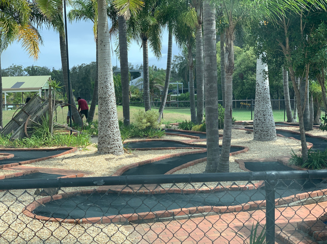 Hydro Golf and Putt Putt-麦克夸利港必去景点