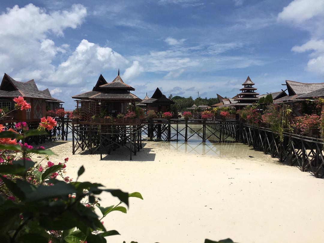 马布岛沙滩木屋别墅度假村主图