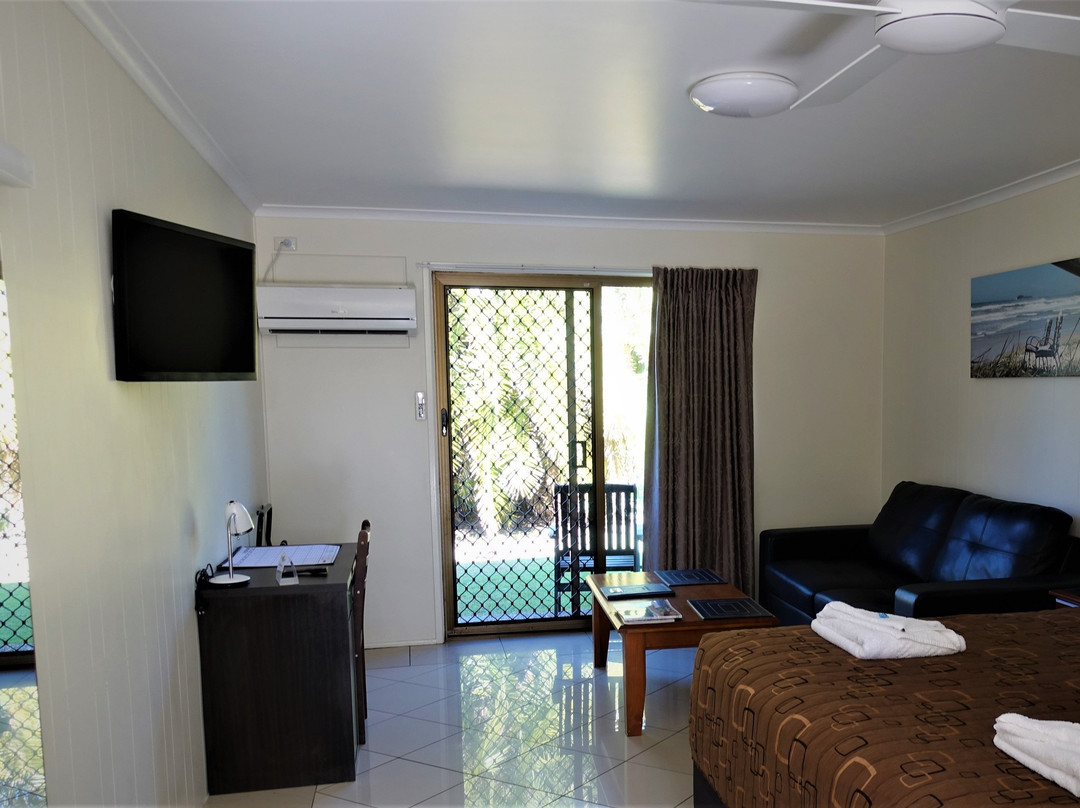 Pacific Palms Motor Inn主图