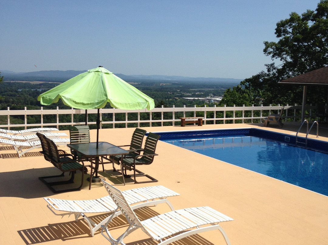 The Secret Bed and Breakfast Lodge主图