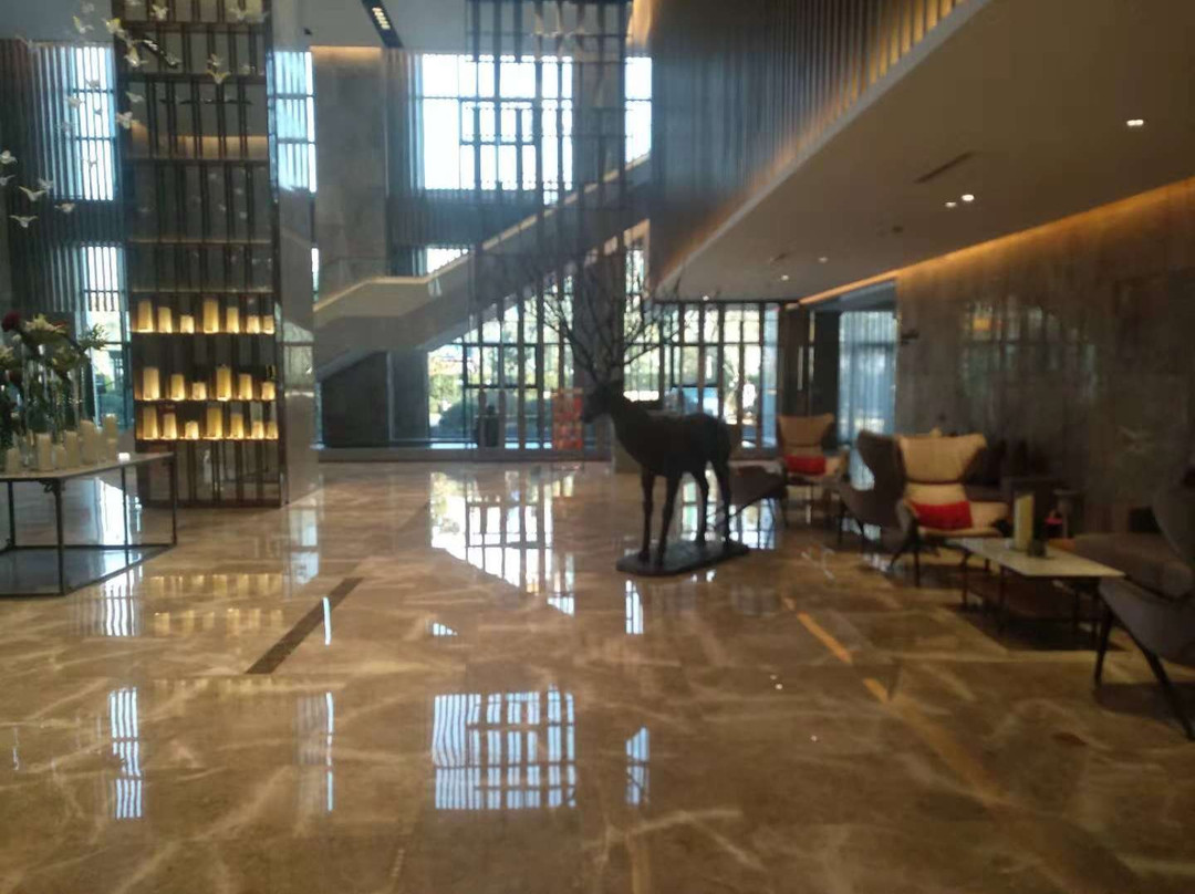 瑞斯丽酒店主图