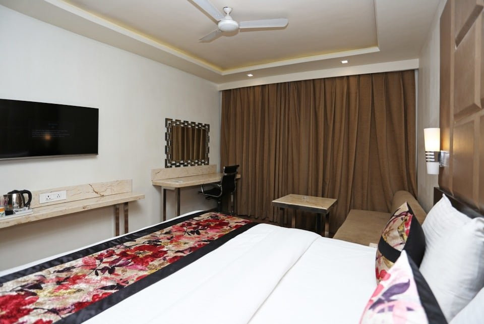 2353 Hotel Deep主图