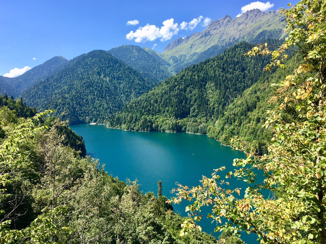 Lake Rica景点图片