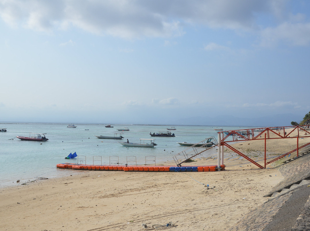 Selambung Beach景点图片