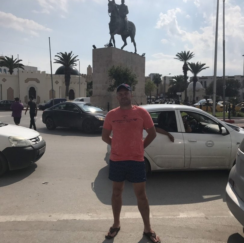 Equestrian Statue of Habib Bourguiba-苏塞必去景点