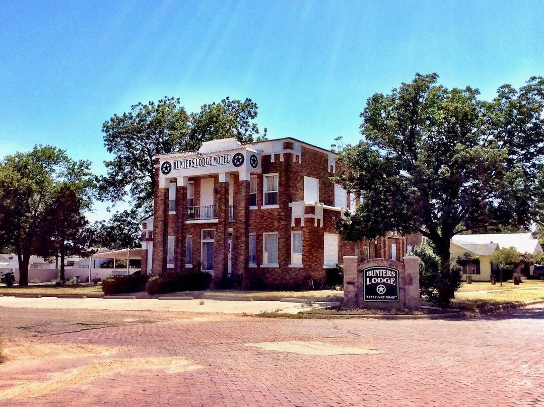Hunters Lodge Motel主图