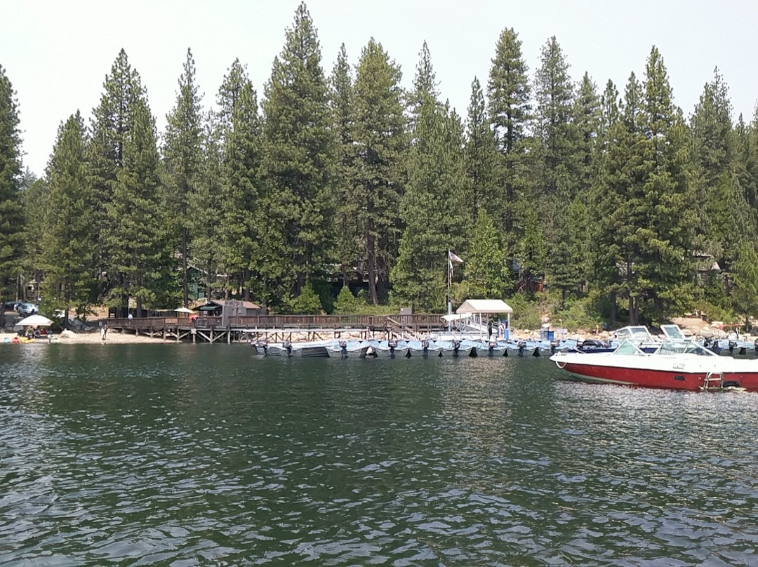 Pinecrest Lake景点图片
