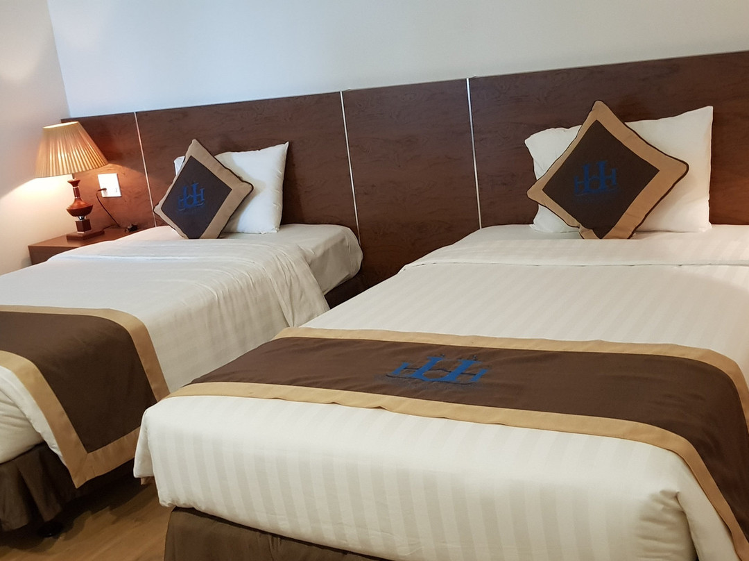 Ha Long Harbour Hotel主图