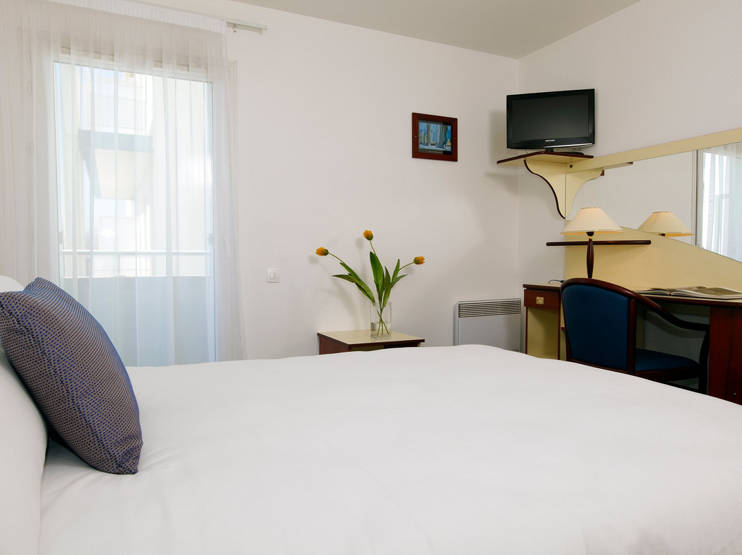Terres de France - Appart'Hôtel Brest主图