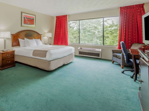 米德尔敦华美达酒店