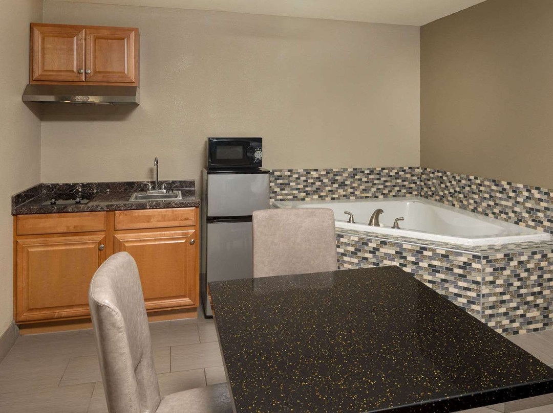 Days Inn by Wyndham Athens Alabama主图