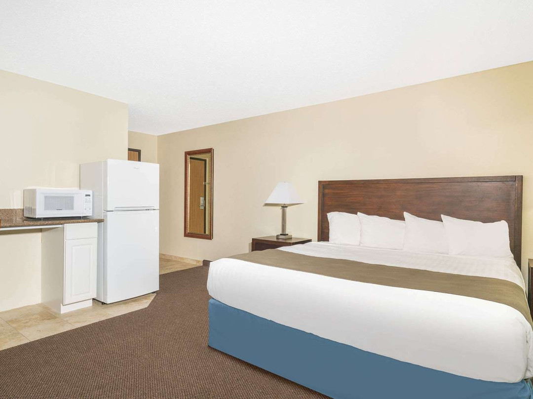 Days Inn & Suites by Wyndham Baxter Brainerd Area主图