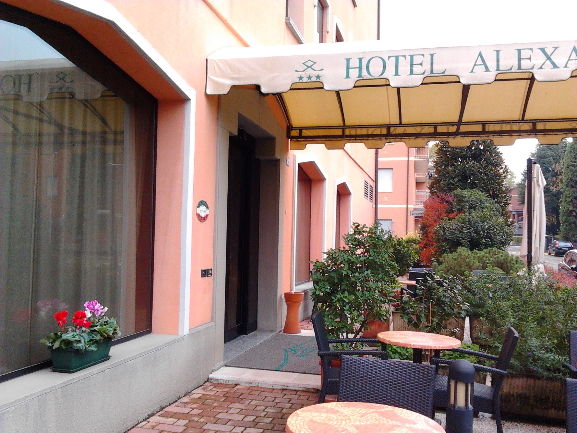 Alexander Hotel-官方