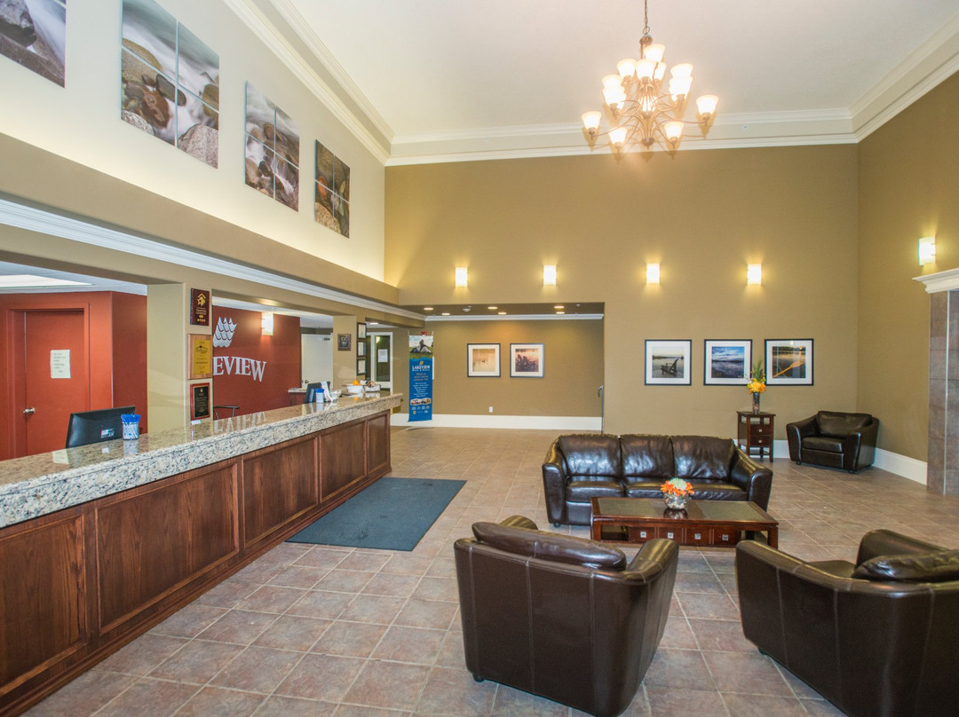 Lakeview Inns & Suites - Edson Airport West主图