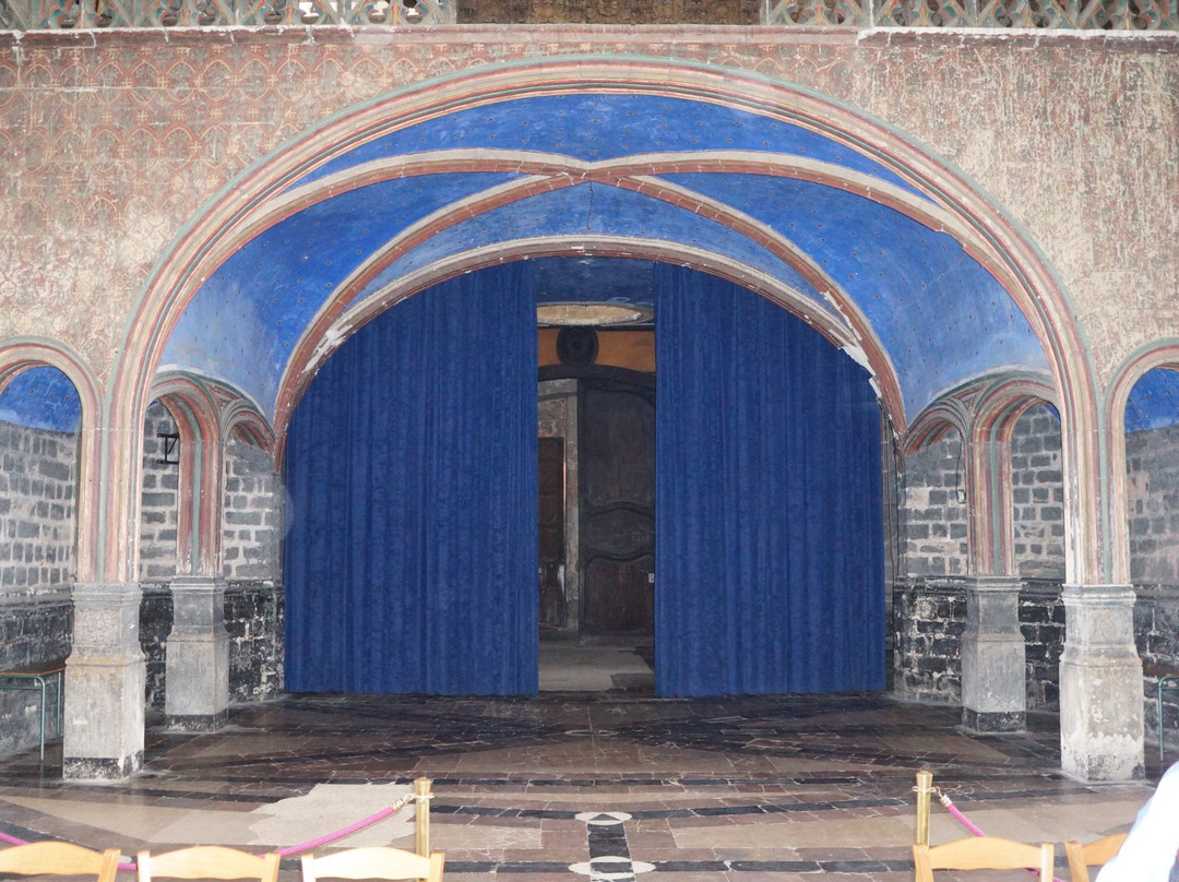 Collégiale Saint-Pierre-Aire-sur-la-Lys必去景点