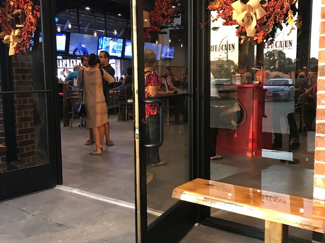 Reel Cajun Seafood Restaurant & Bar