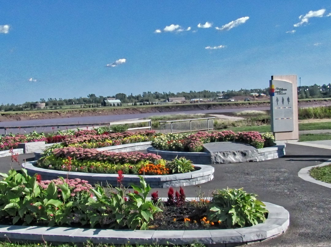 RCMP Memorial-蒙古顿必去景点