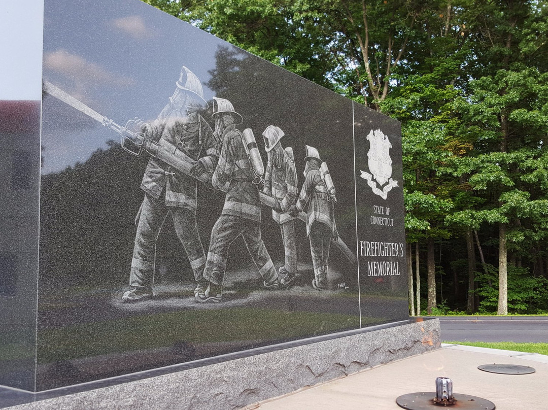 Connecticut Fallen Firefighters Memorial-温莎洛克斯必去景点