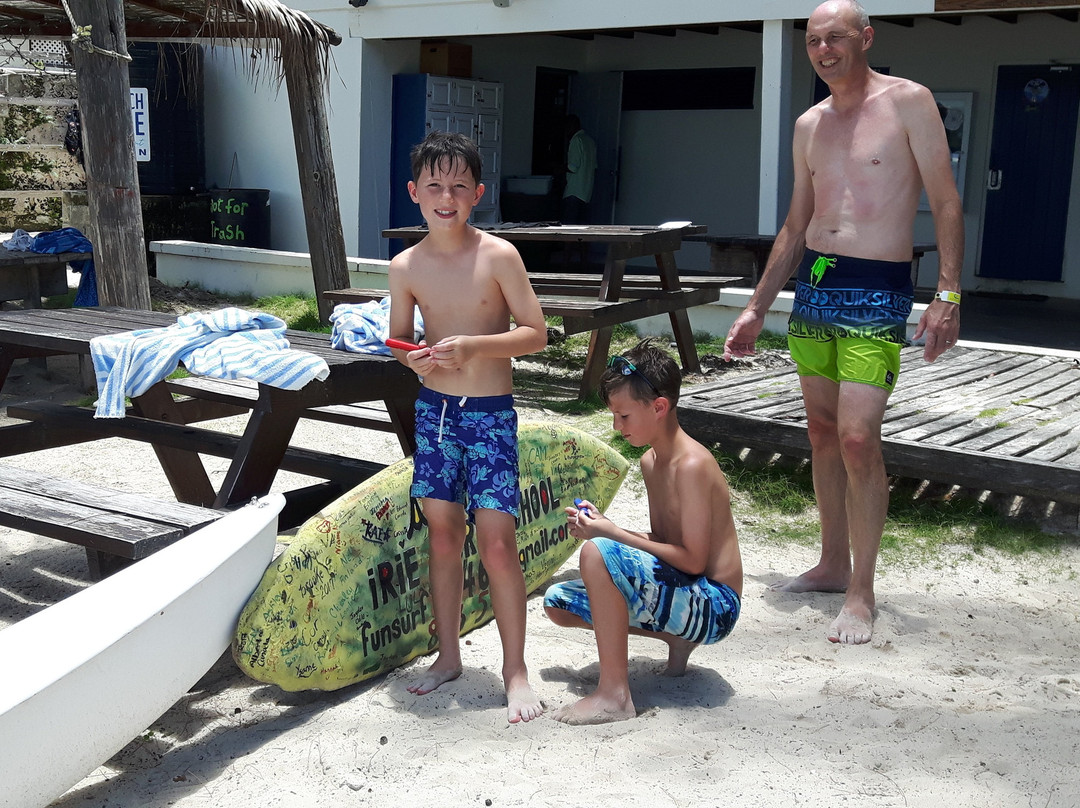 Ajani's Irie Surf School Barbados-布里奇顿必去景点