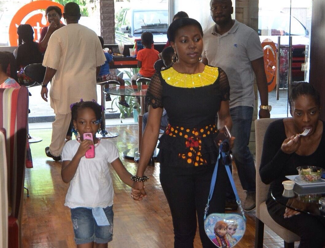 Apapa餐馆和美食-Vestar Coffee