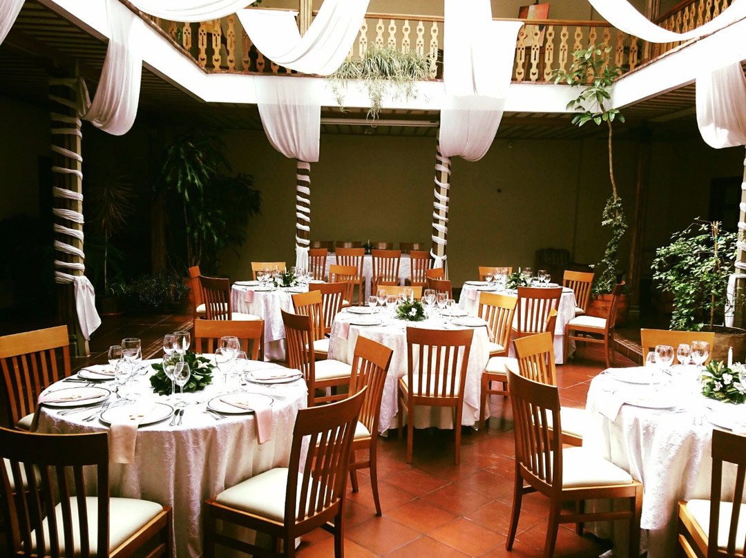 昆卡酒店住宿-卡瓦洛酒店