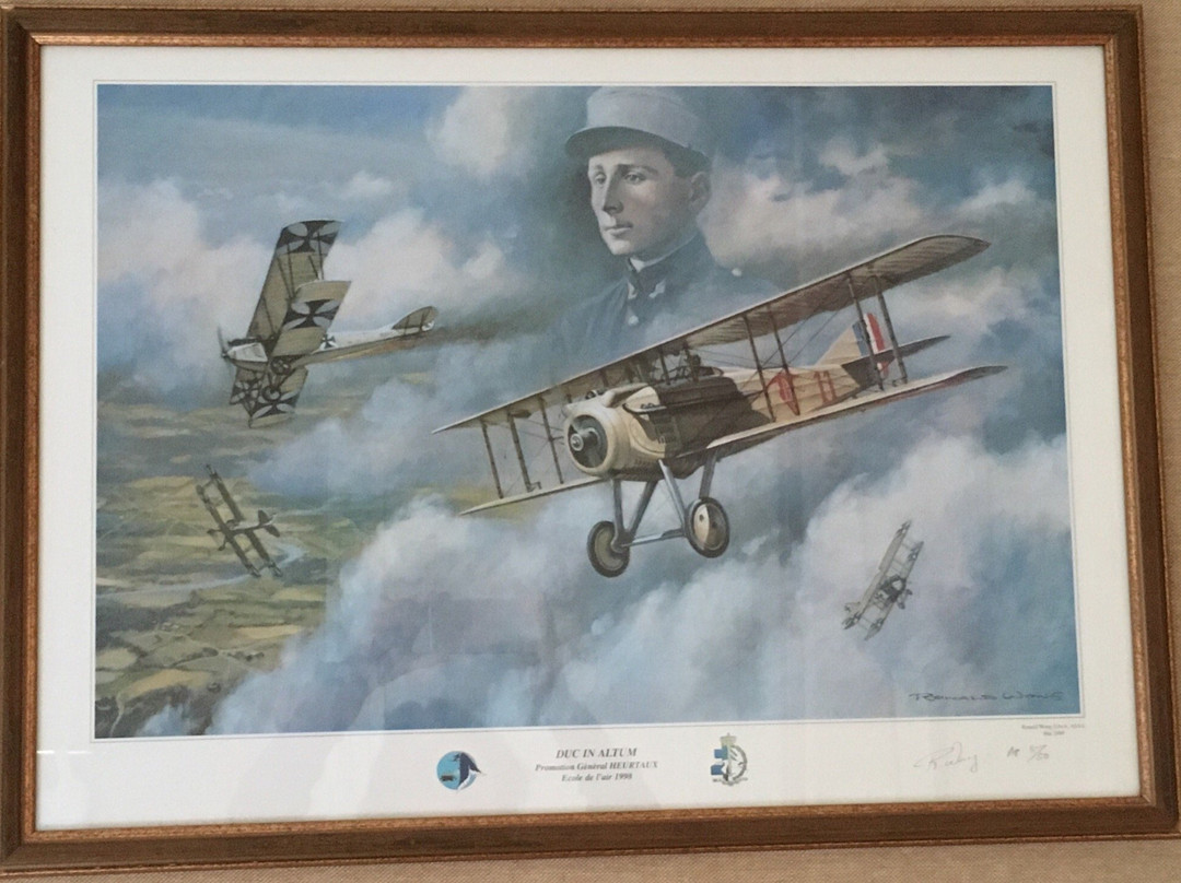 Chateau d'Yseron主图