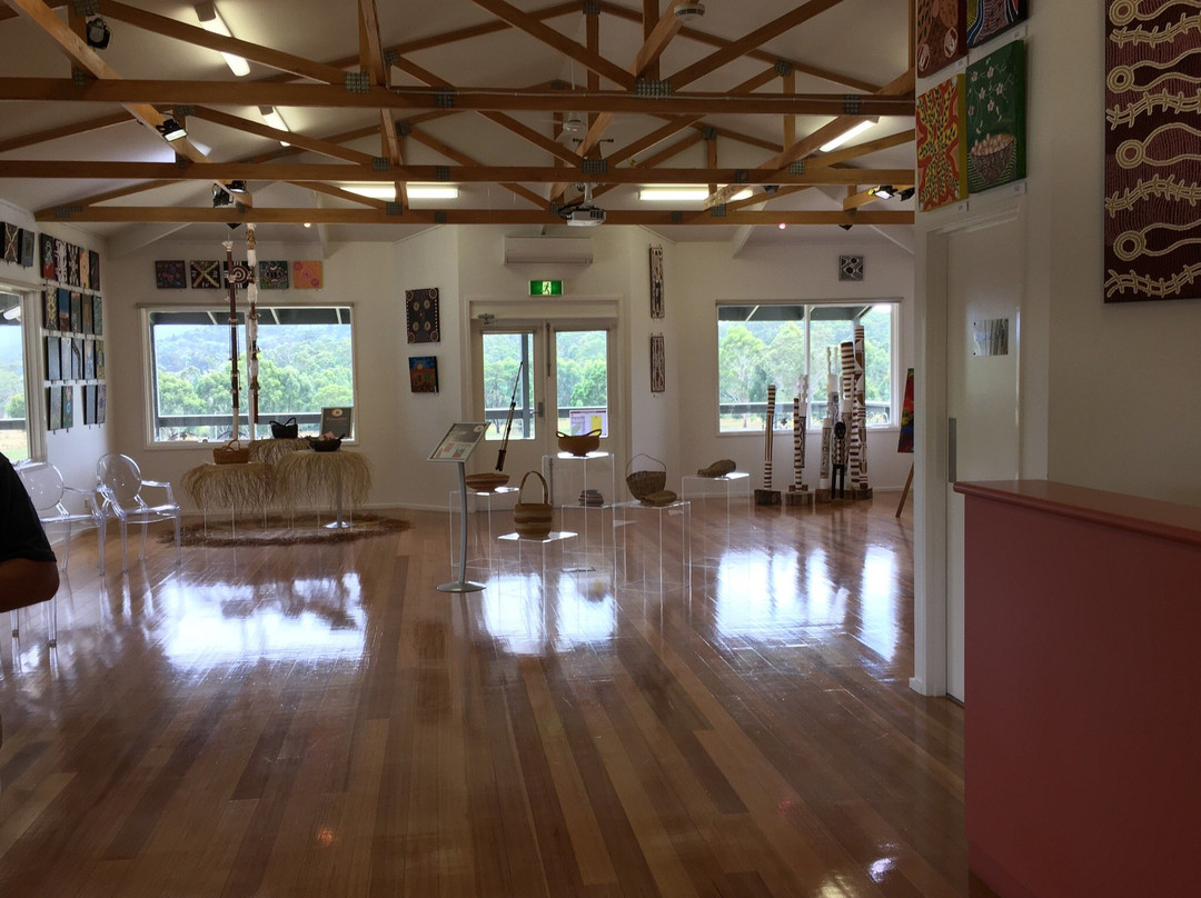 Sandra Bardas Gallery-希尔斯维尔必去景点