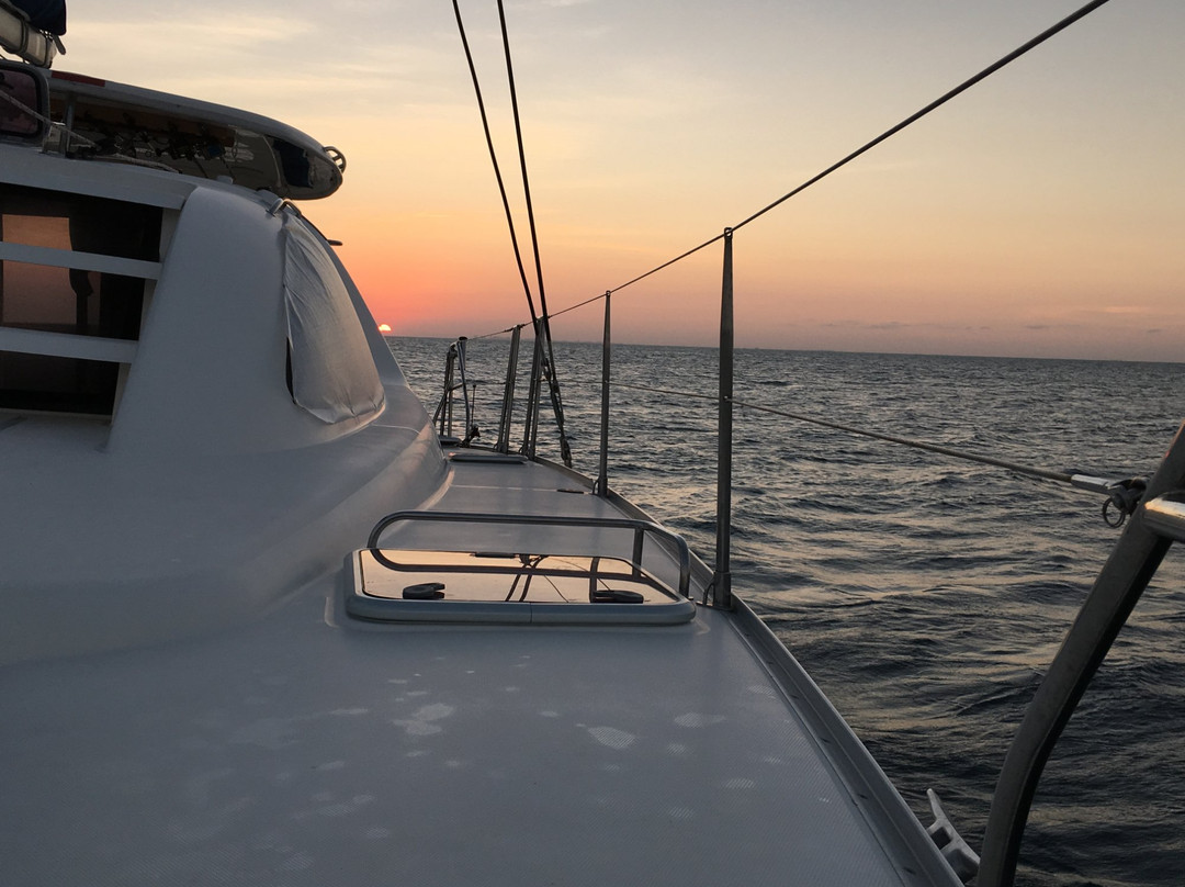 Catalong Charters-马布多必去景点