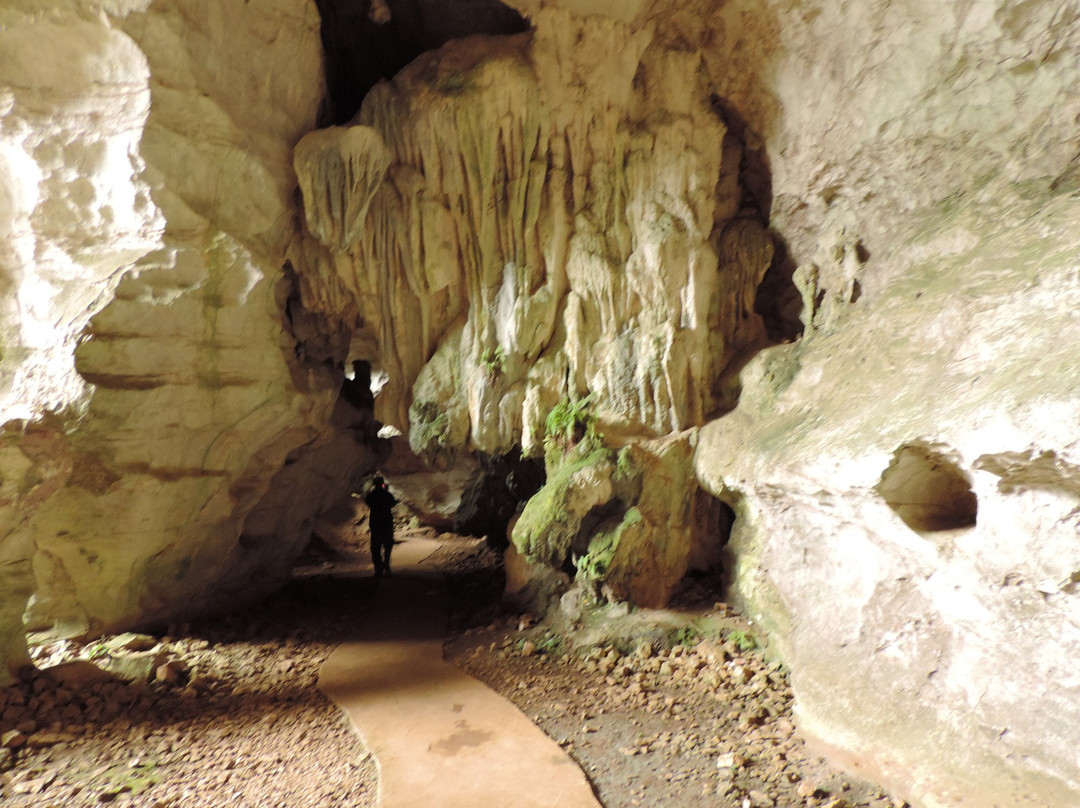 Pathet Lao Caves-Sam Neua必去景点