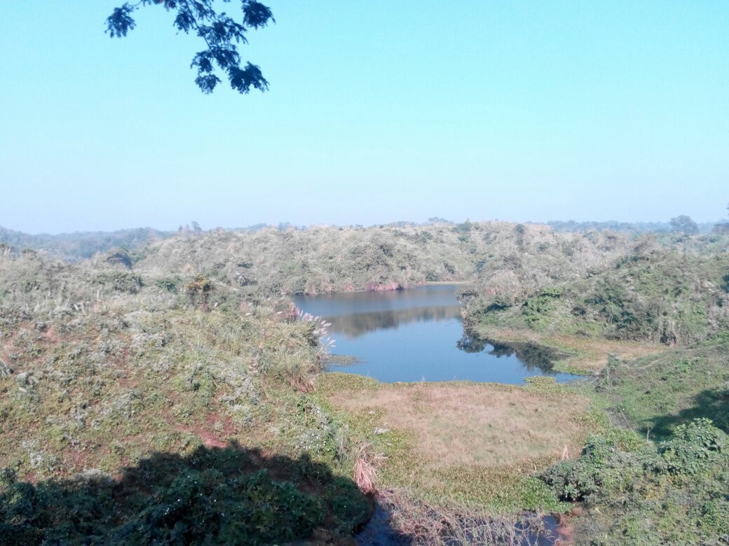 Vatiary Lake景点图片